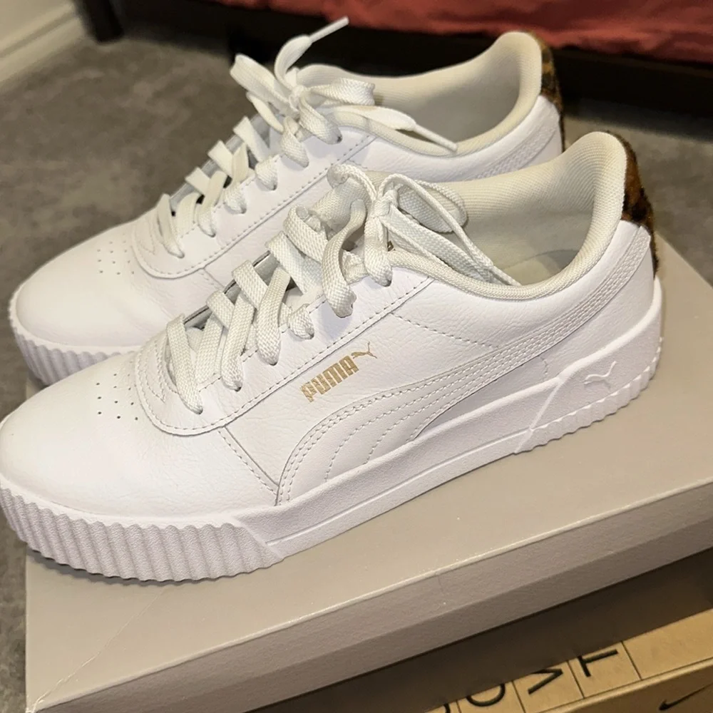 Ladies PUMA sneakers size 9 - Picture 4 of 7
